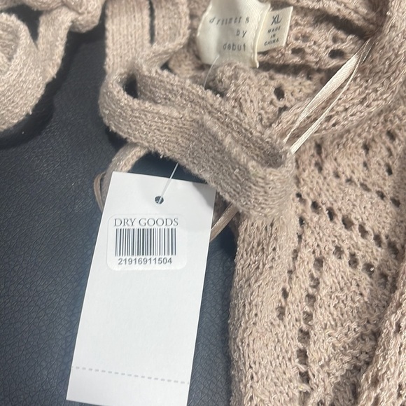 Sweater - Picture 5 of 8